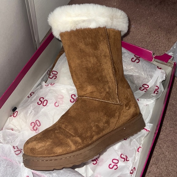 Chestnut brown size 10 winter durable boots - Picture 2 of 3